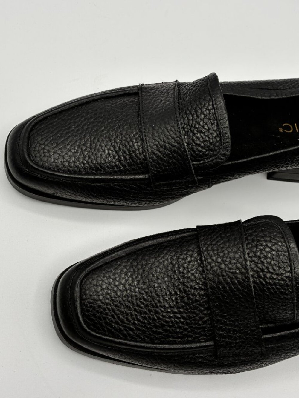 Vionic Shoes Black Pebbled Leather Sellah Loafers Slip On Flats - Picture 4 of 15